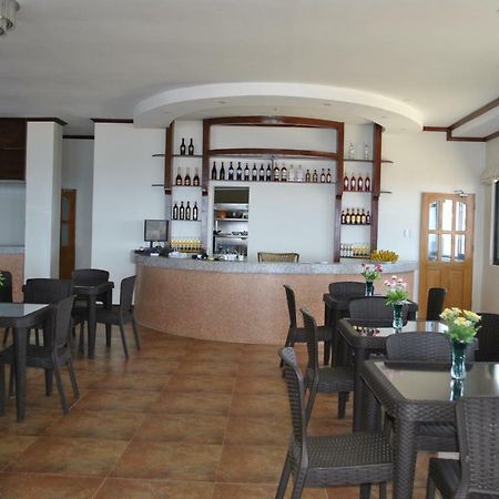 Lagoon Beach Resort Gitagun Buitenkant foto
