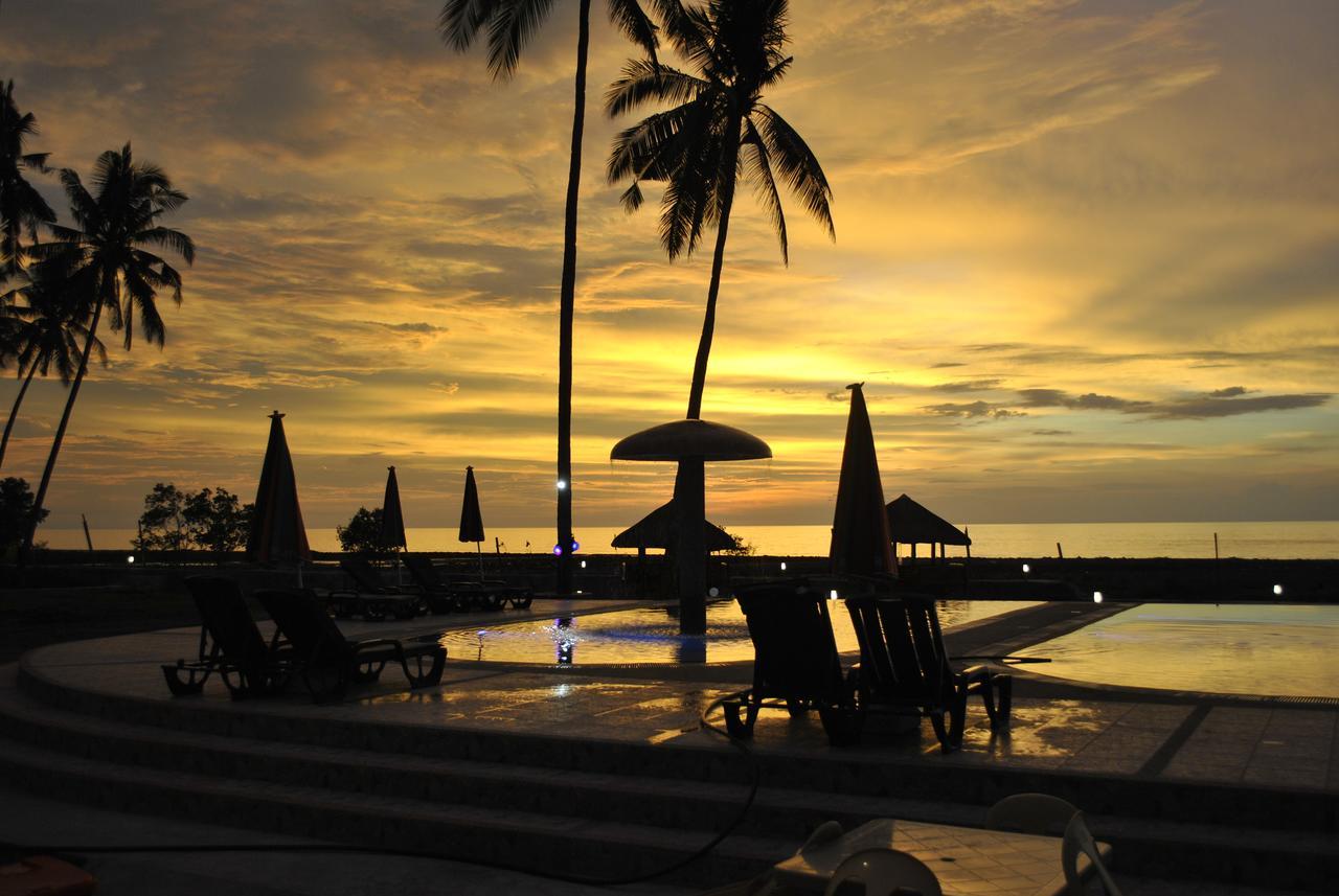 Lagoon Beach Resort Gitagun Buitenkant foto